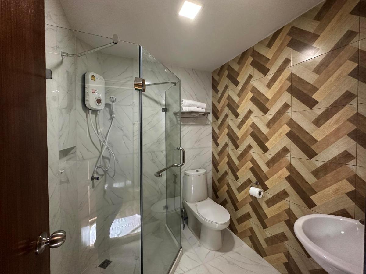 Plernpetch Hotel Surat Thani Eksteriør bilde