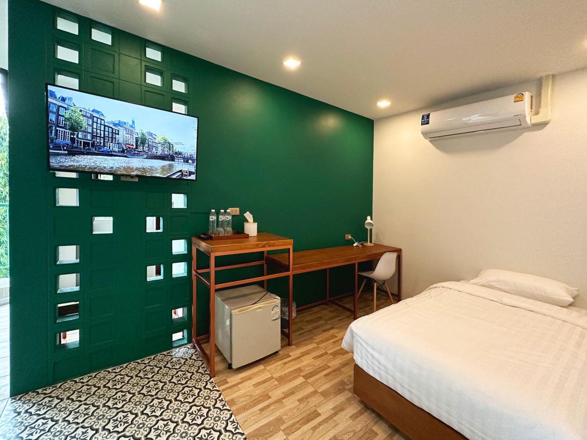 Plernpetch Hotel Surat Thani Eksteriør bilde