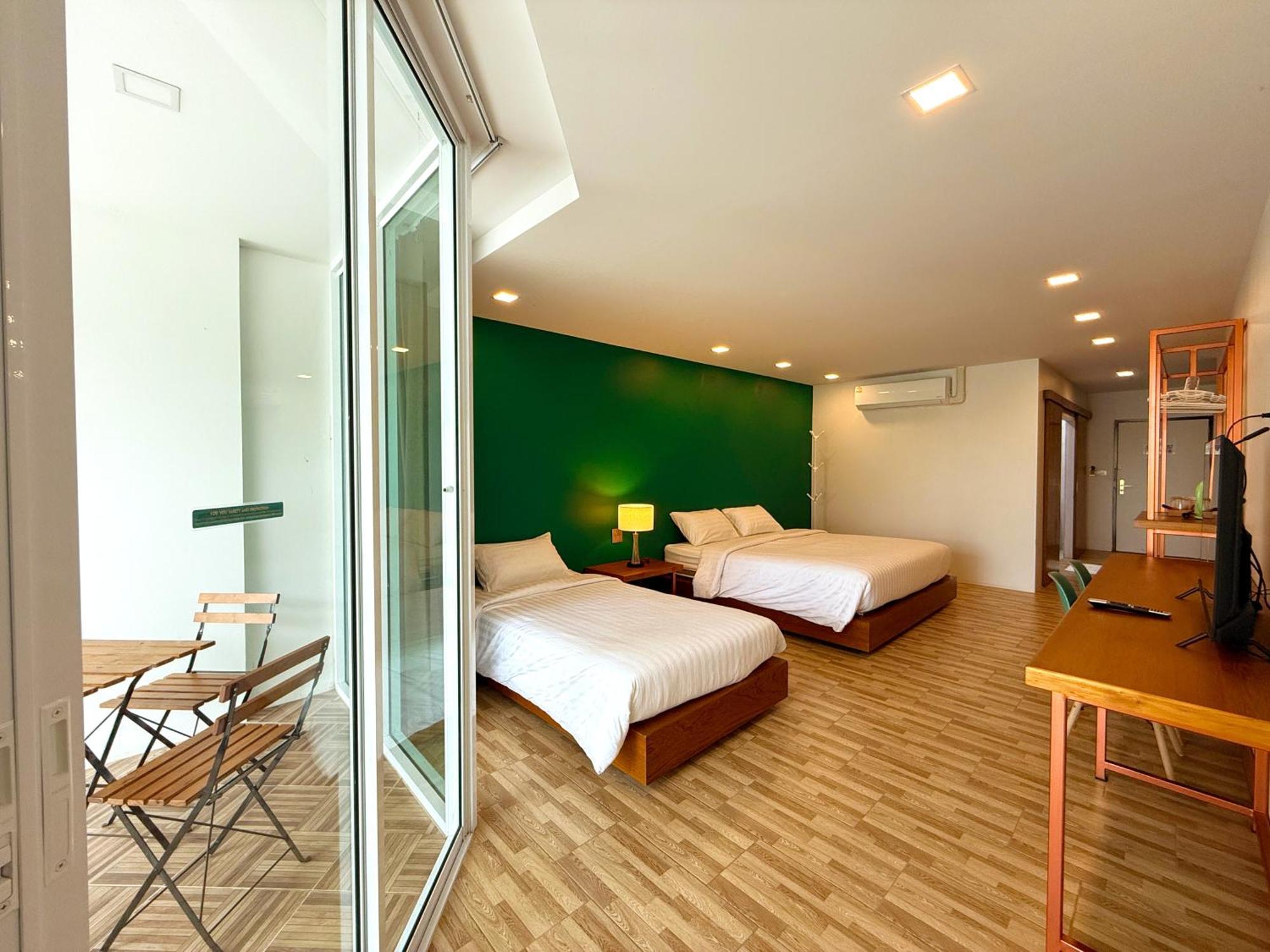Plernpetch Hotel Surat Thani Eksteriør bilde