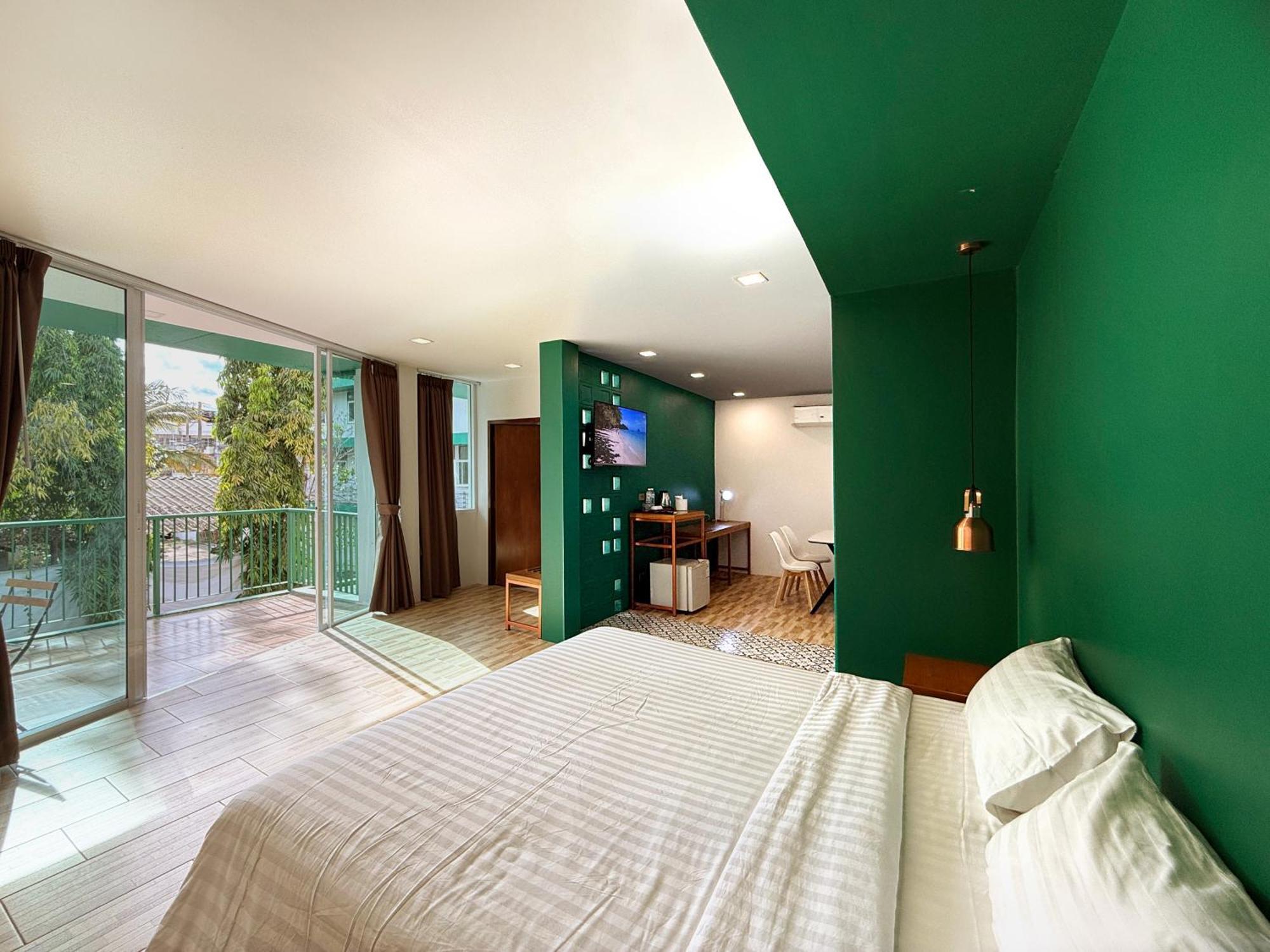 Plernpetch Hotel Surat Thani Eksteriør bilde